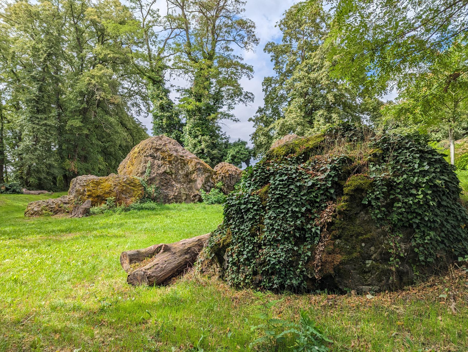 Felsen Die Steinern in Büdingen-Düdelsheim