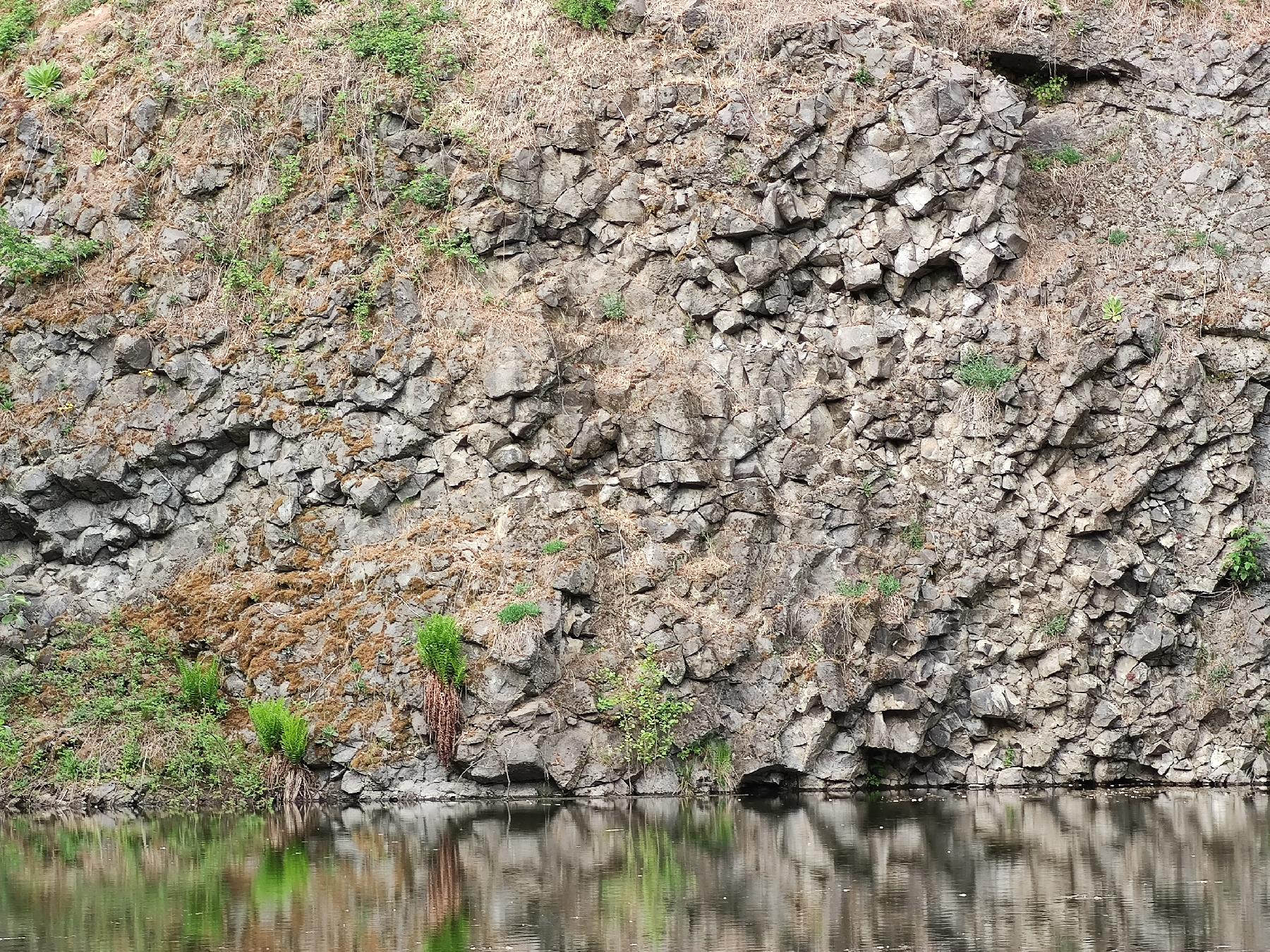 Felsen Hinterkippel in Freiensteinau