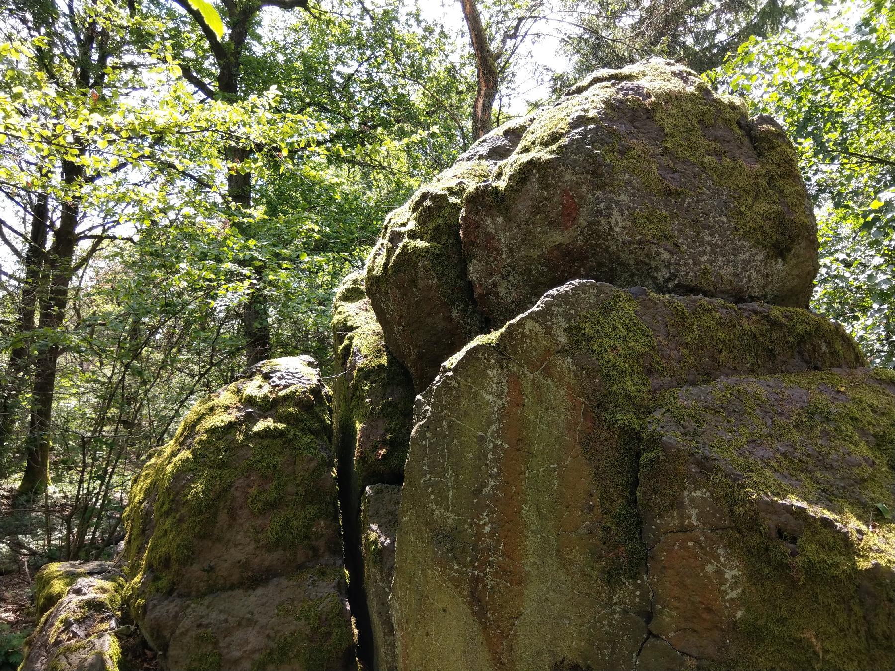 Felsen Schleuningsteine in Ulrichstein-Kölzenhain