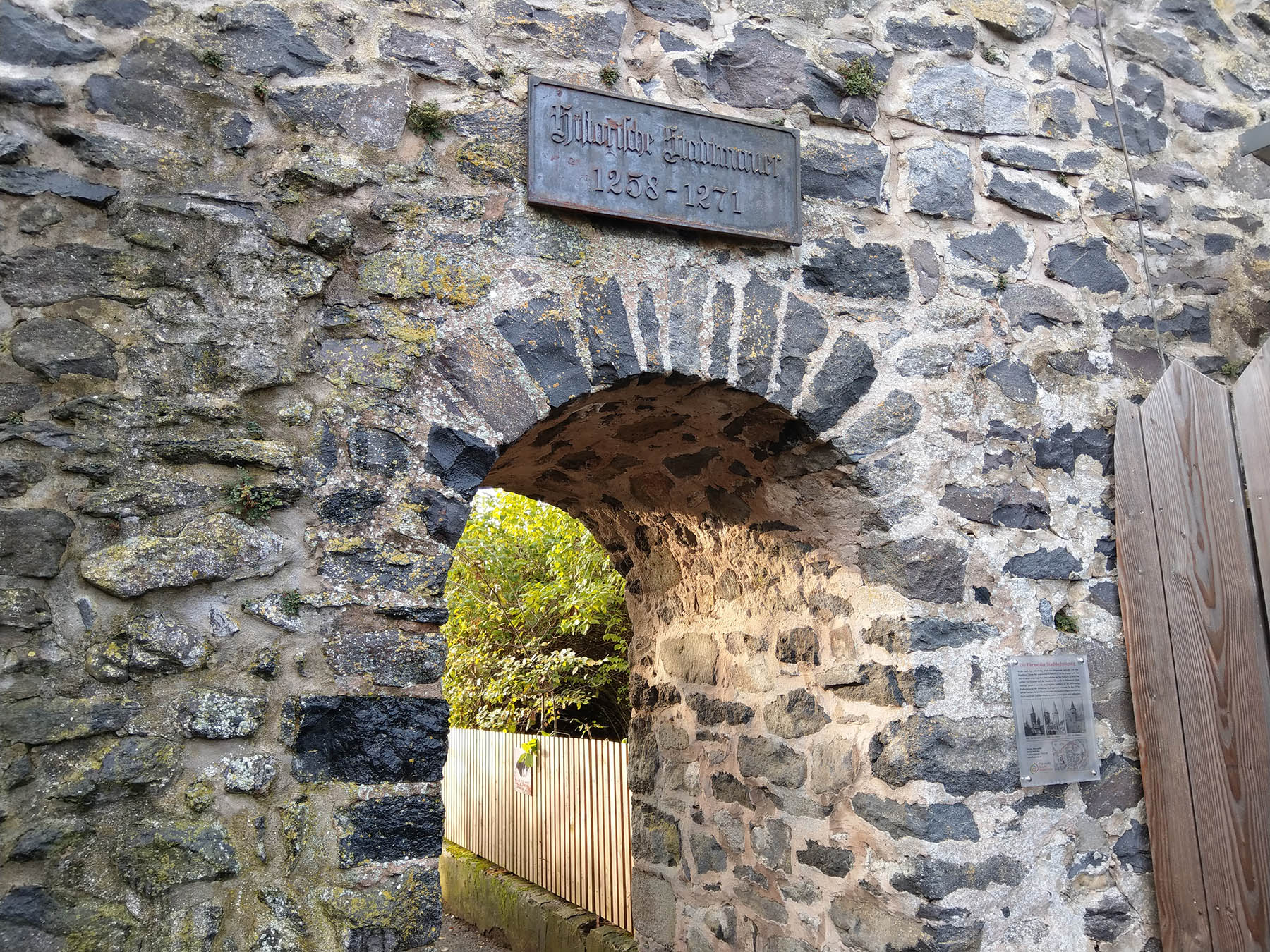 Kulturdenkmal Stadtmauer Herbstein in Herbstein